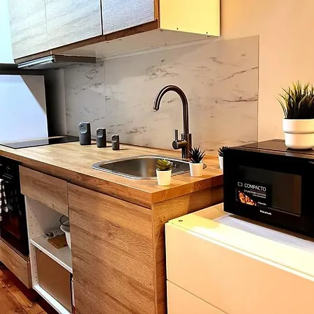 Ventana Al Cielo De By Batuecas Daire *